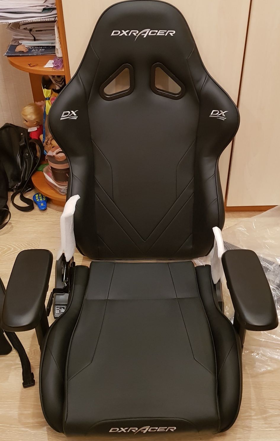 Игровое кресло DxRacer G series D8100.