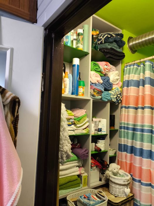 Regał z półkami drewniane szklane