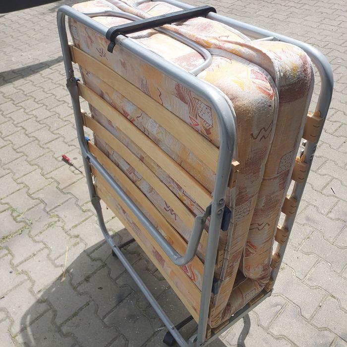 Łóżko polowe składane dostawka z materacem