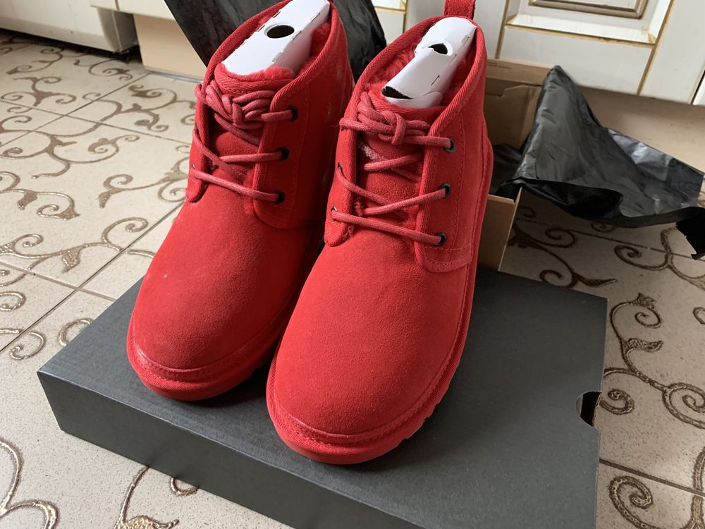 Ботинки UGG красные оригинал 41 размер