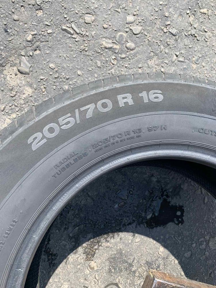 Шини 205/70 R16 Continental літо 2022 рік 6/6,5 мм