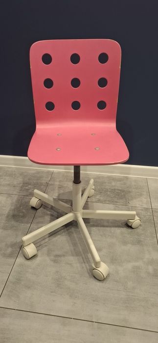 Fotel obrotowy dla dziewczynki