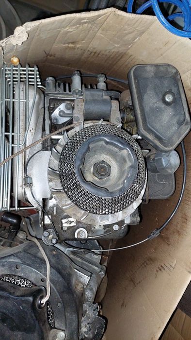 Silnik briggs&stratton na części