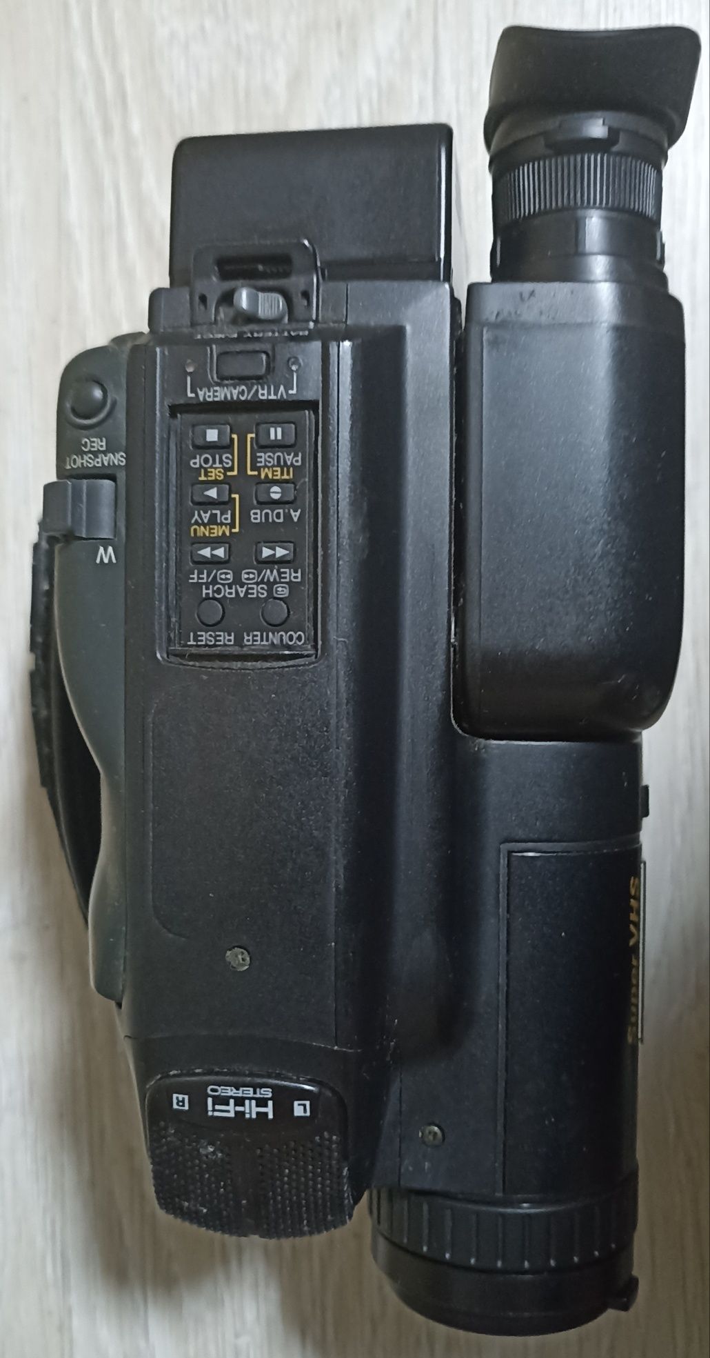 Видеокамера Panasonic S-VHS NV-S900