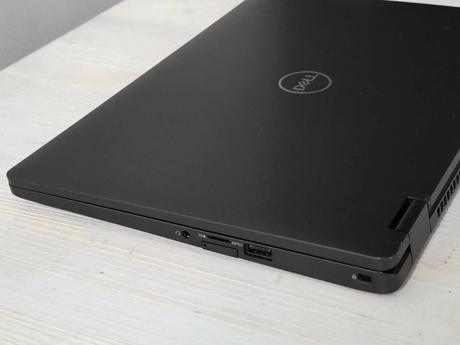 Ноутбук-трансформер Dell Latitude 5300 2-in-1 i5/8/256SSD/FHD IPS