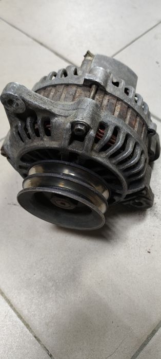 Продам генератор авто Мицубиси