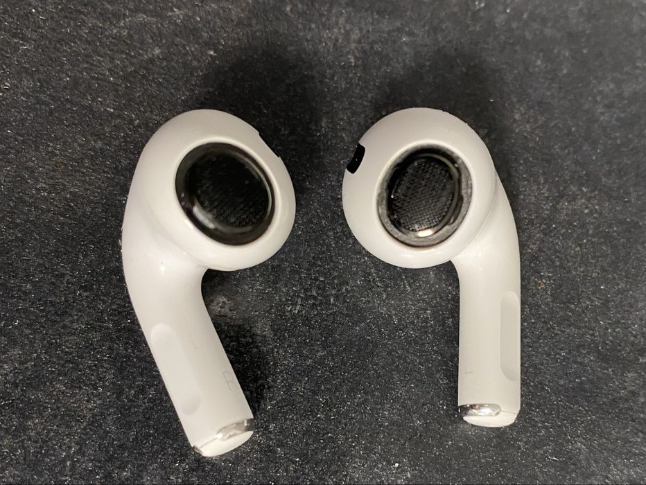 Apple Air Pods Pro без кейсу на запчастини