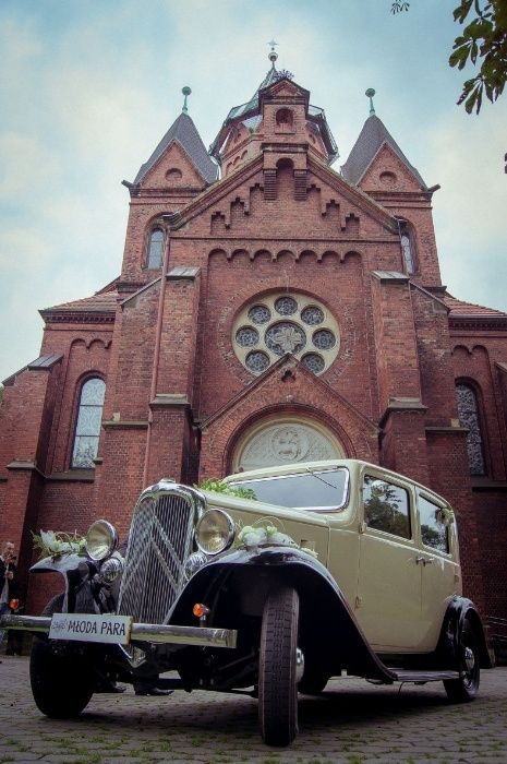 auto do ślubu auto retro wynajem samochodów zabytkowych