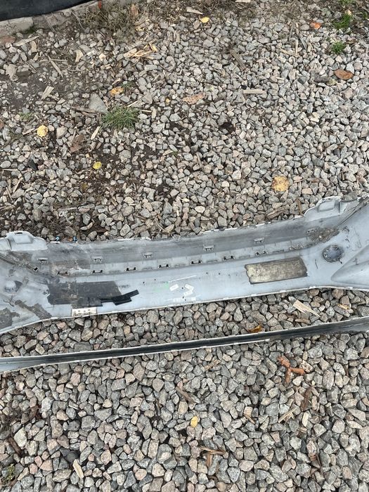 Бампер Джета7 оригинал