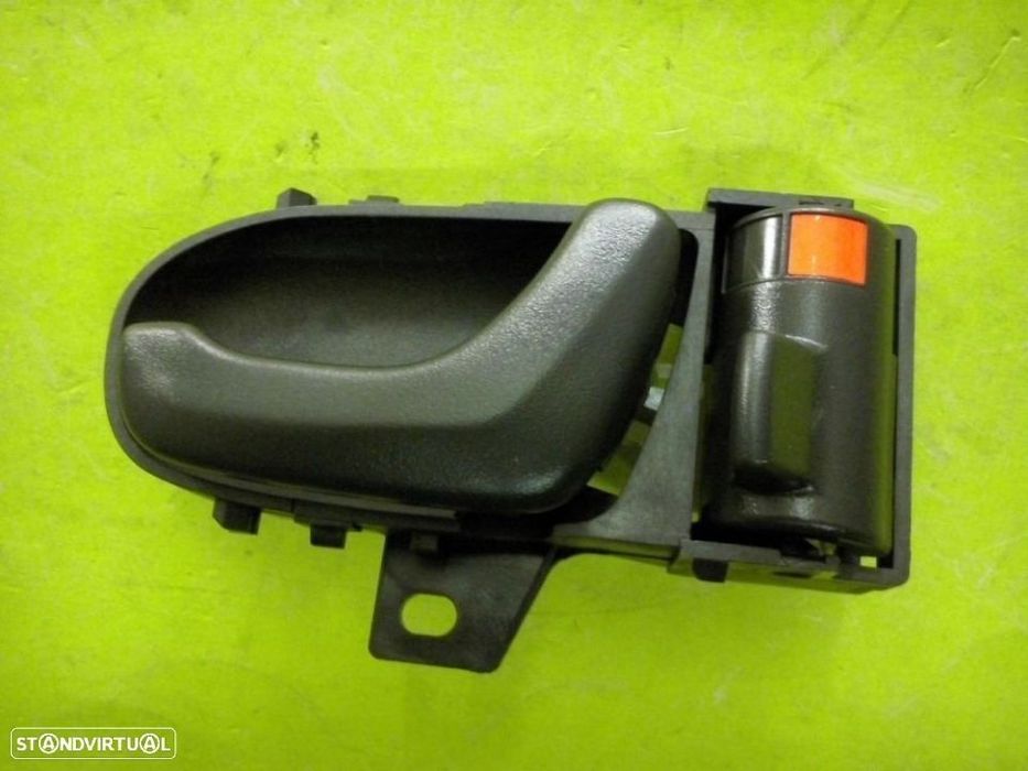 Puxadores interiores Suzuki Swift 1988 Até 1996 NOVOS