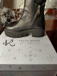 Ботинки Vitto Rossi. 38 размер.