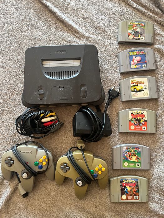 Super Nintendo 64 + 5 jogos classicos