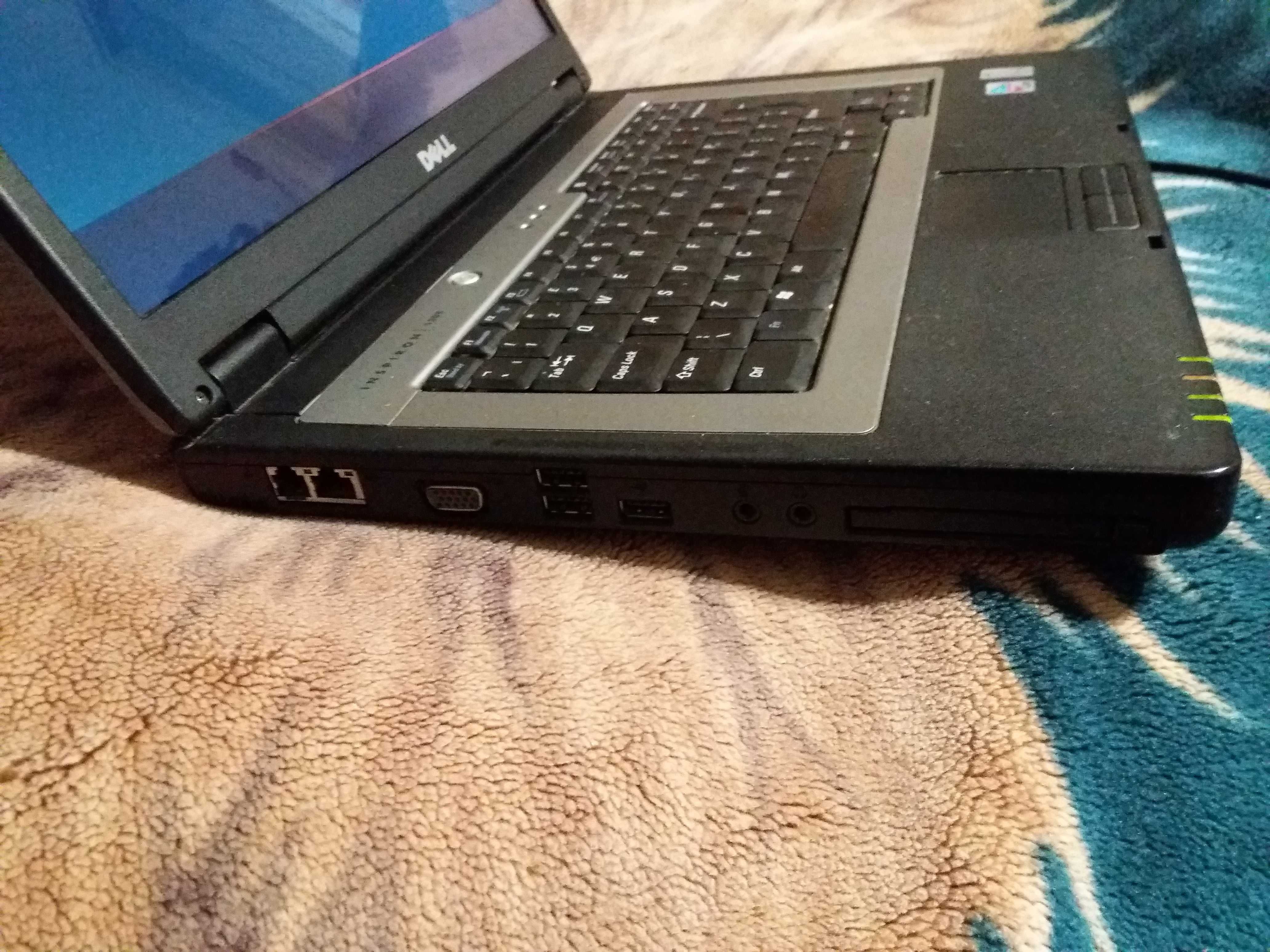 Ноутбук Dell Inspiron 1300.