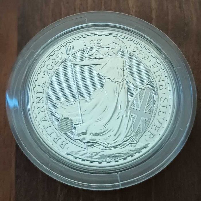 Срібна монета 2 фунти "Британія" 2025 року, 1oz, 999 проба