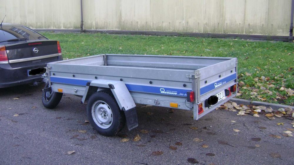 Przyczepka przyczepa NIEWIADÓW zarejestrowana 250x130 mało używana