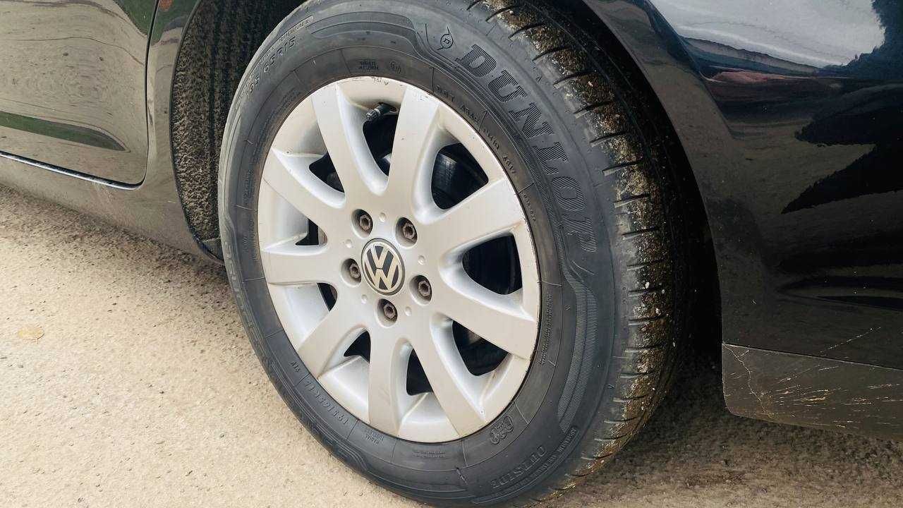 Volkswagen Гольф 5 в хорошому стані