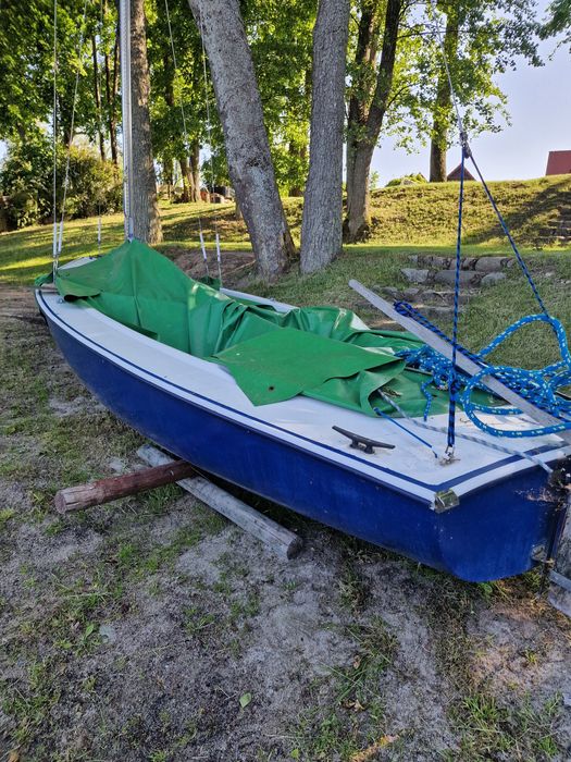 Żaglówka Omega 5.20 m