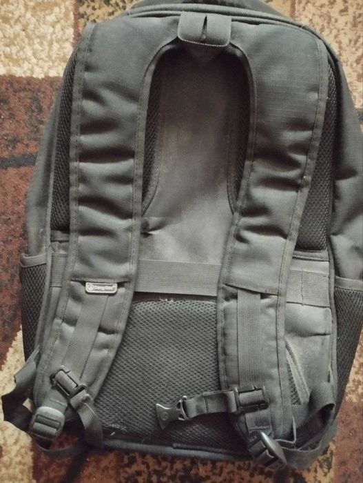 Рюкзак с відділом для зарядки