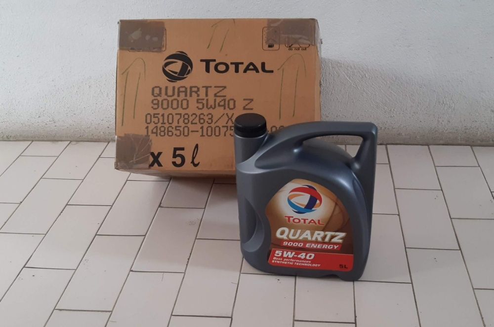 Oleo carro da TOTAL Quartz 9000 Energy 5w40 - só 4Lt dos 5
