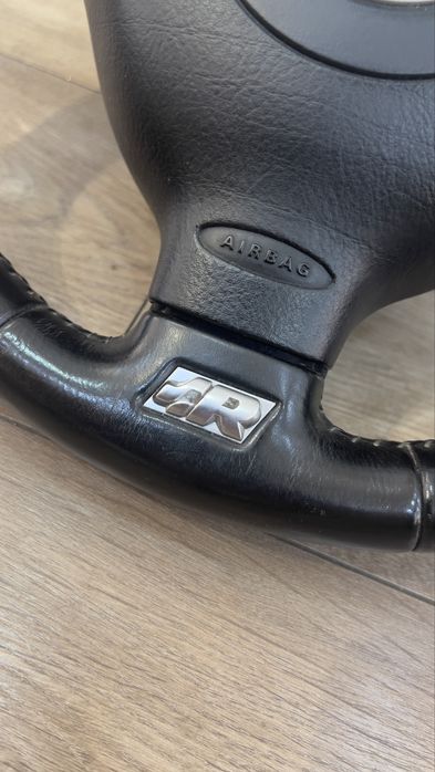 Volante original golf 4 r32