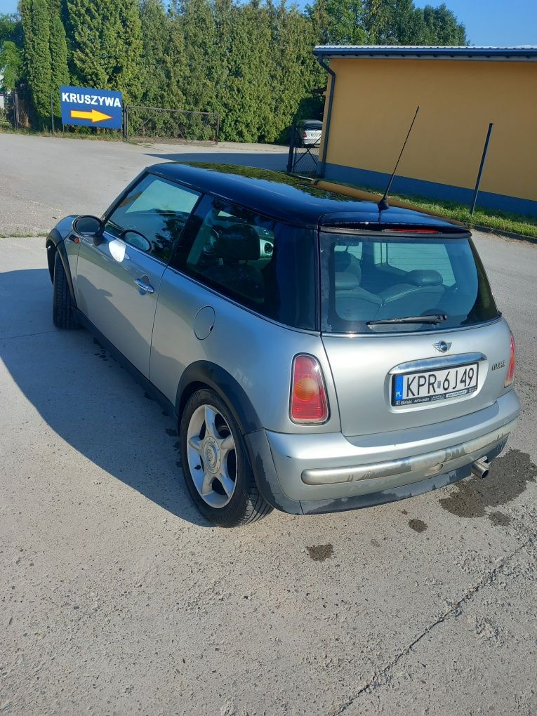 Mini Cooper 1.6 R50