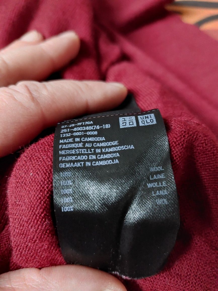 Sweter burgundowy 100% wełna, roz. M, Uniqlo