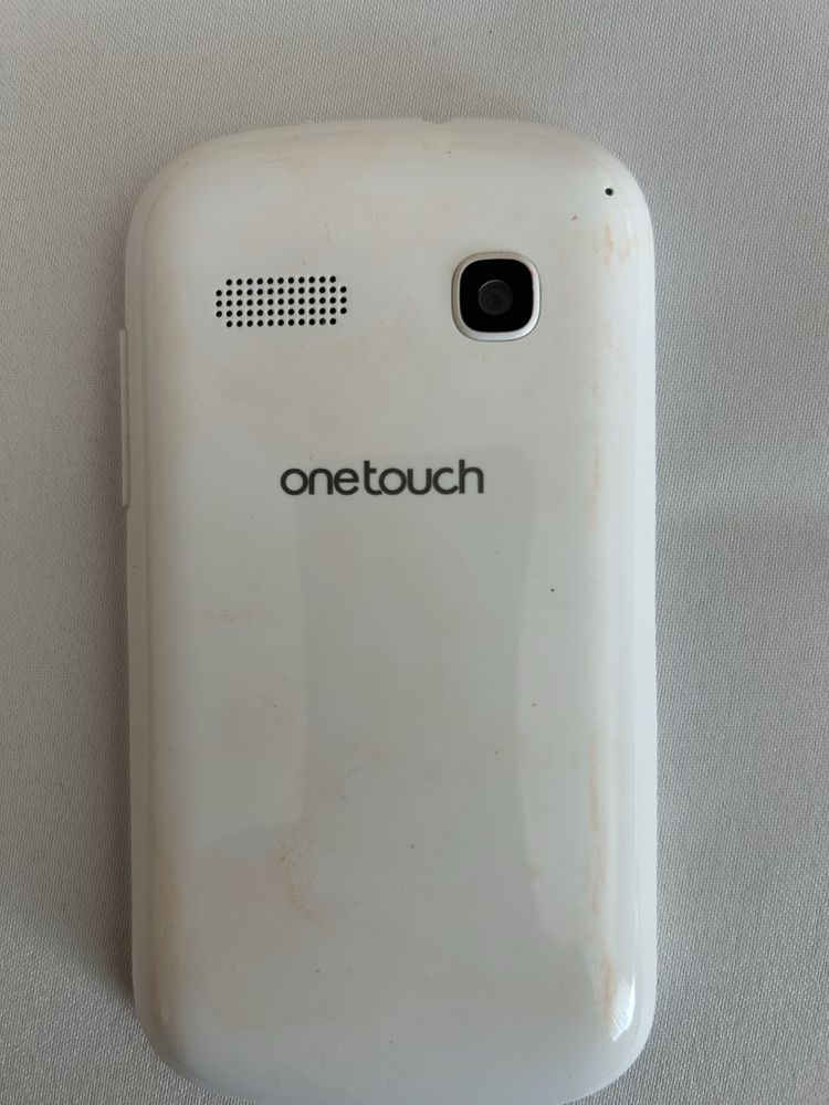 Alcatel telefon komorkowy