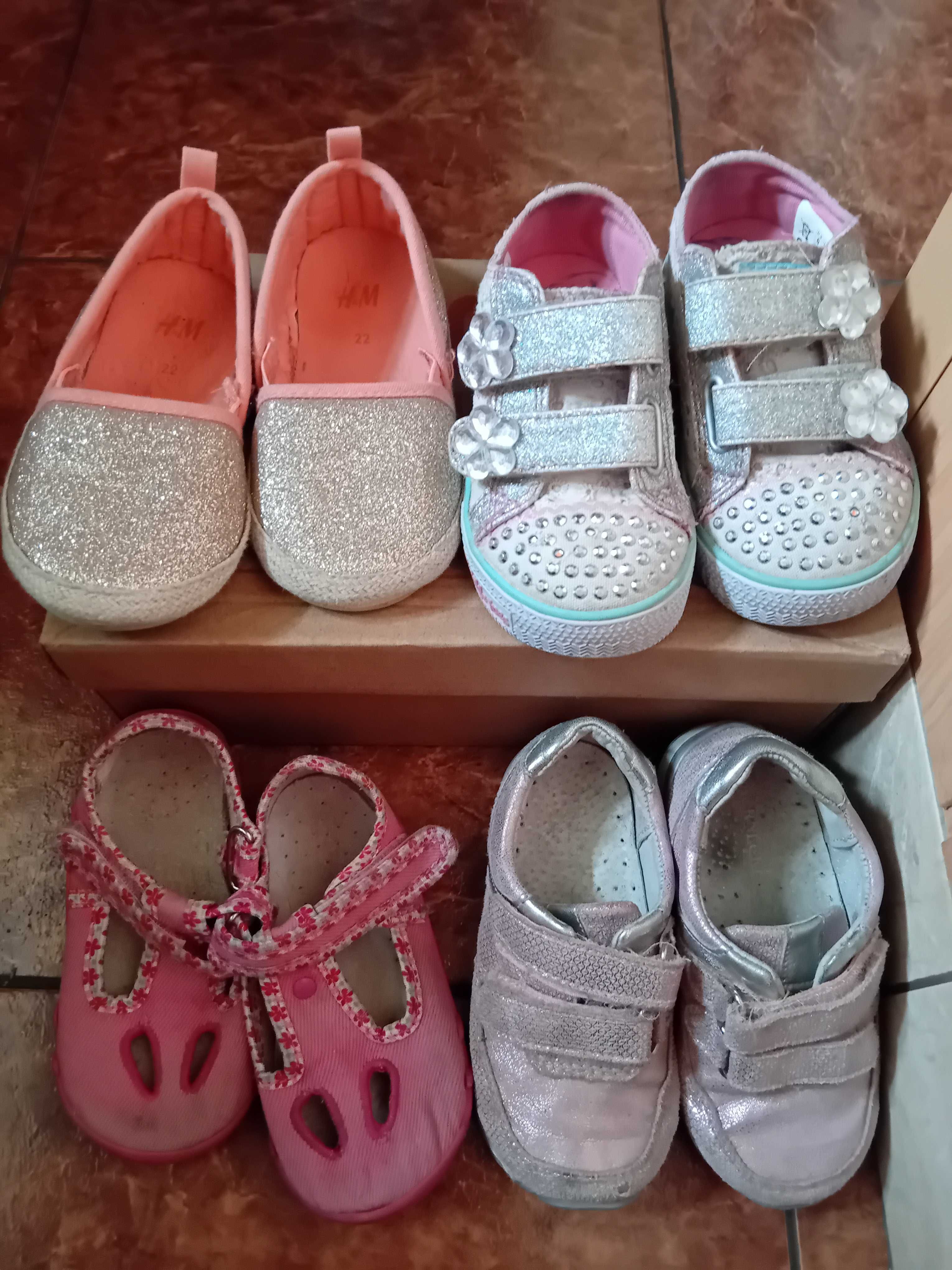 Buty 22,renbut,hm,kornecki dziewczynka