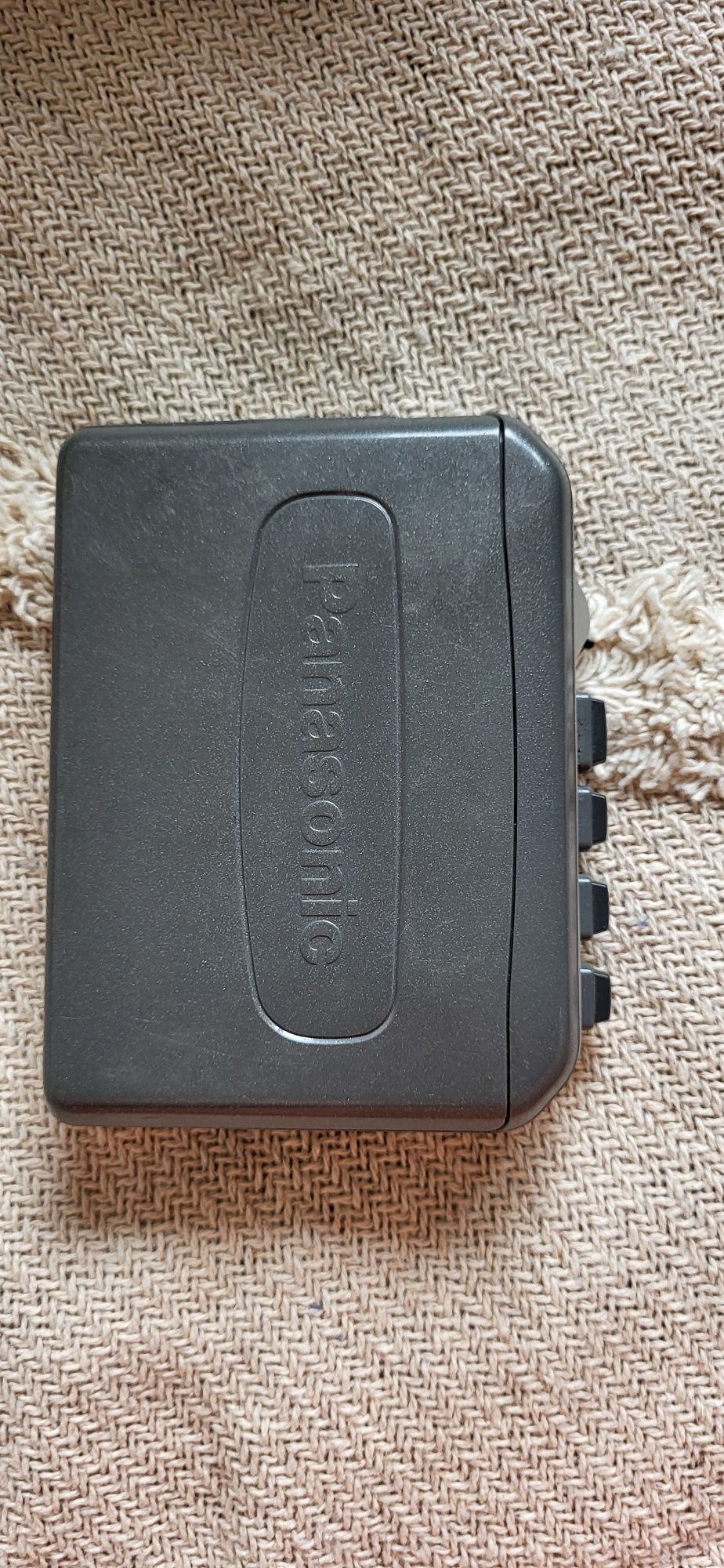 Walkman Panasonic RQ-E11 na części