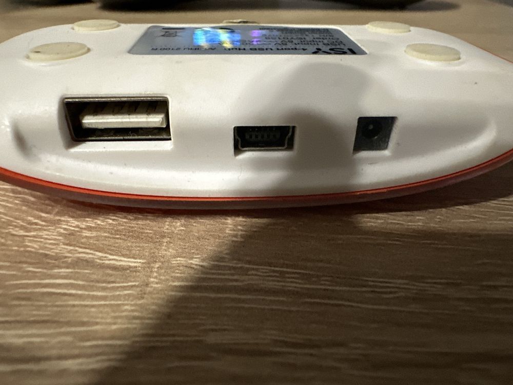 4 portowy hub USB ISY