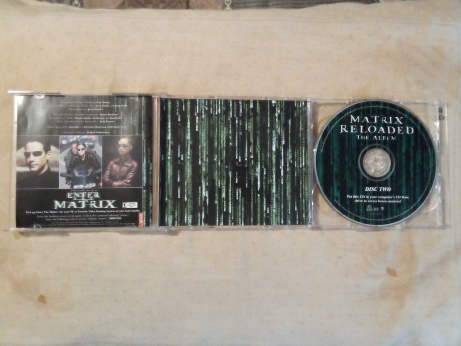 CD duplo banda sonora The Matrix Reloaded + poster