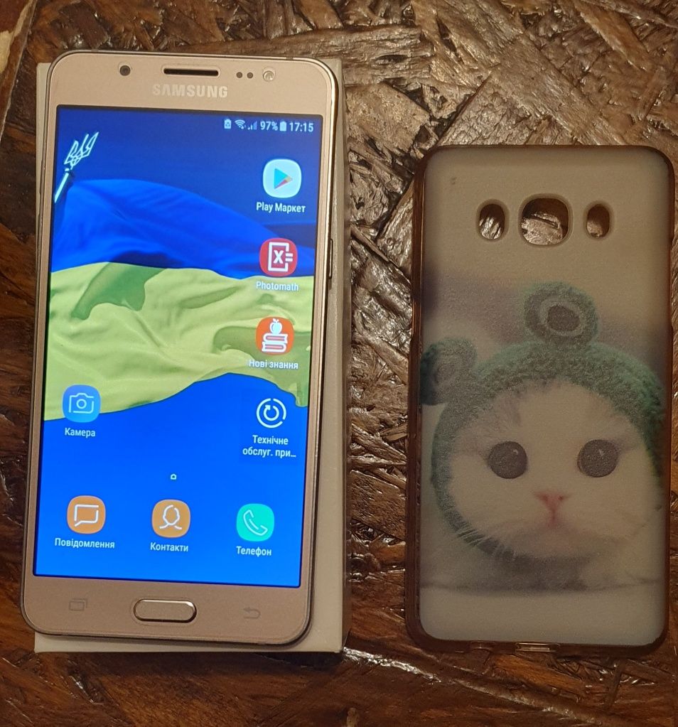 Samsung j5 2016 року