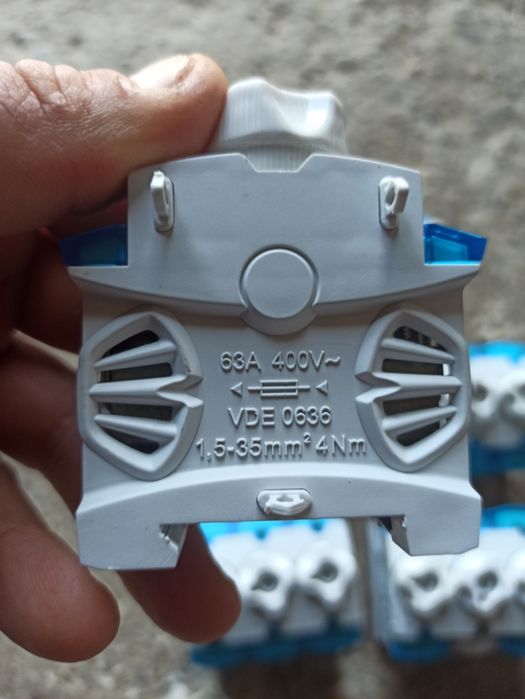 Gniazdo bezpiecznikowe, gniazda bezpiecznikowe WÖHNER