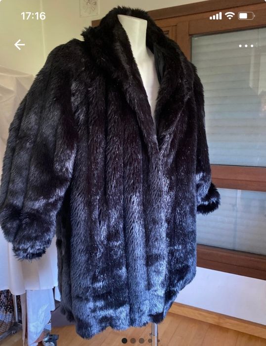 Casaco de peles sintetico T. 40 a 44