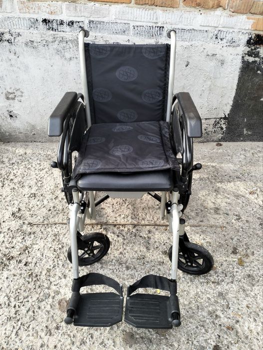 Инвалидная коляска