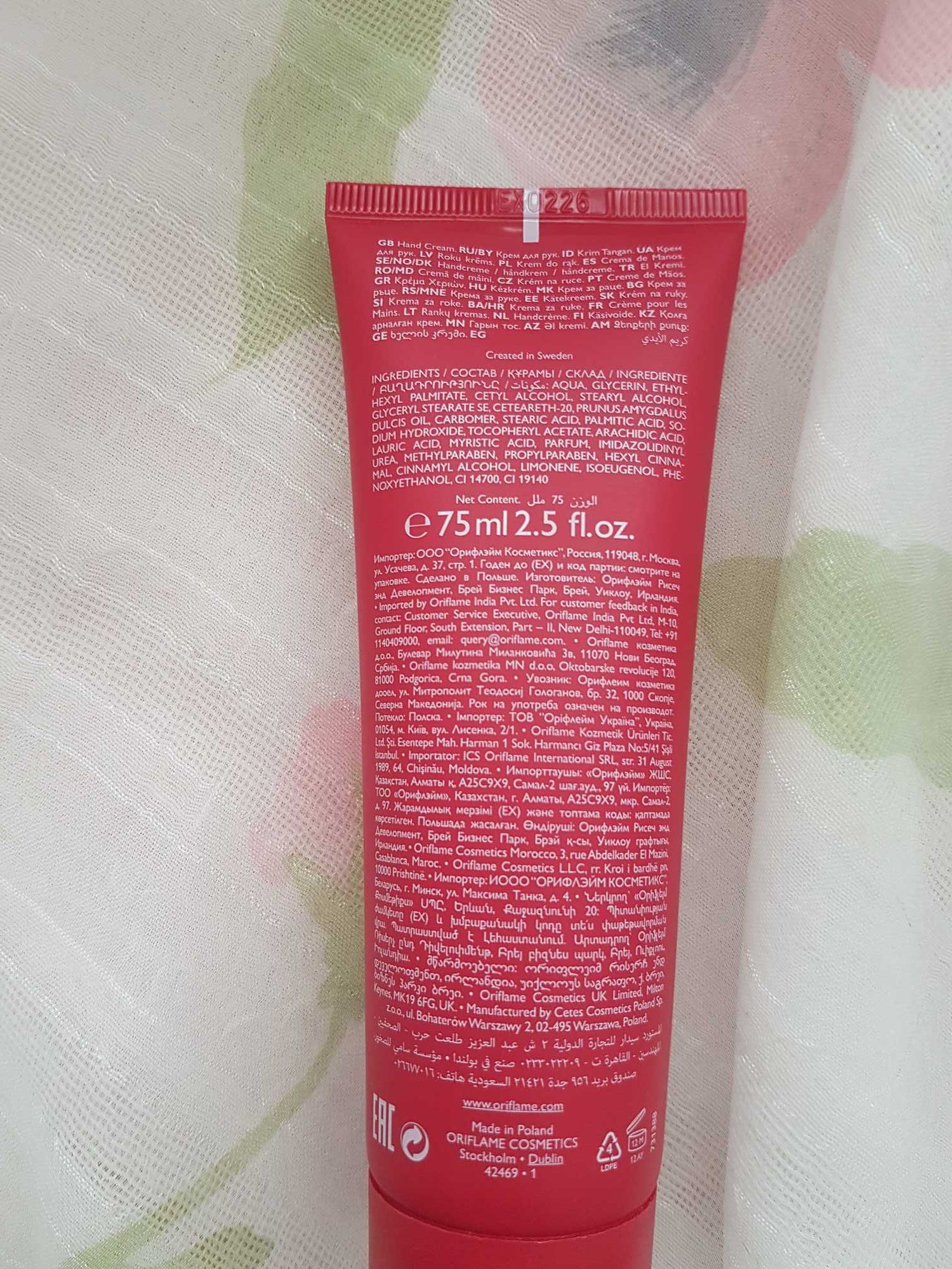 Krem do rąk Love Magnet od Oriflame.