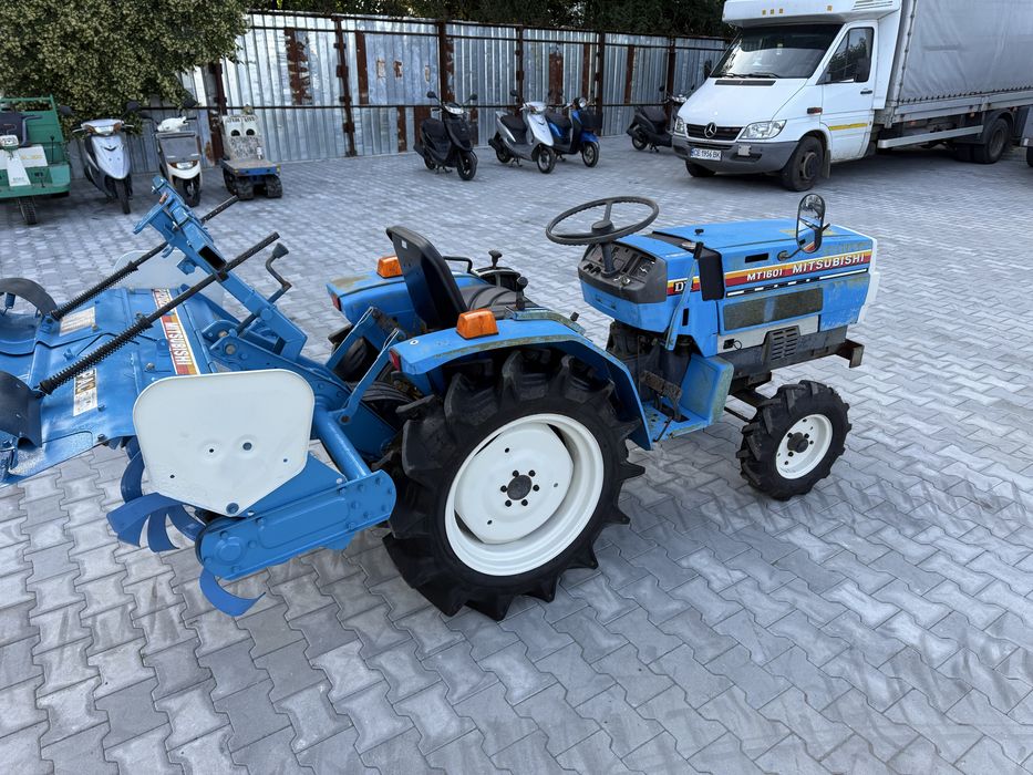 Японський трактор Mitsubishi MT1601