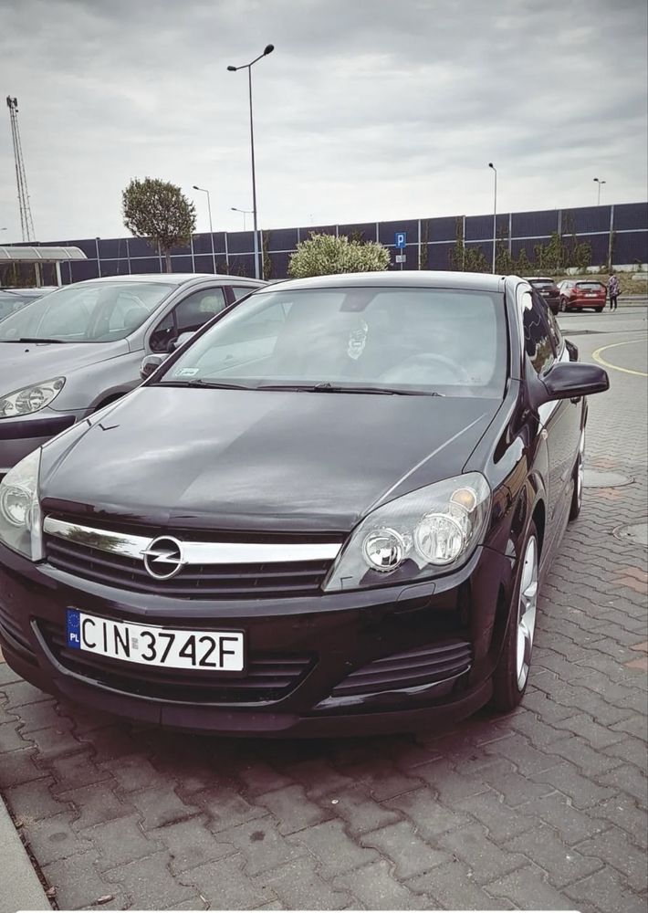 Opel Astra H GTC SPORT 1.6 16v
