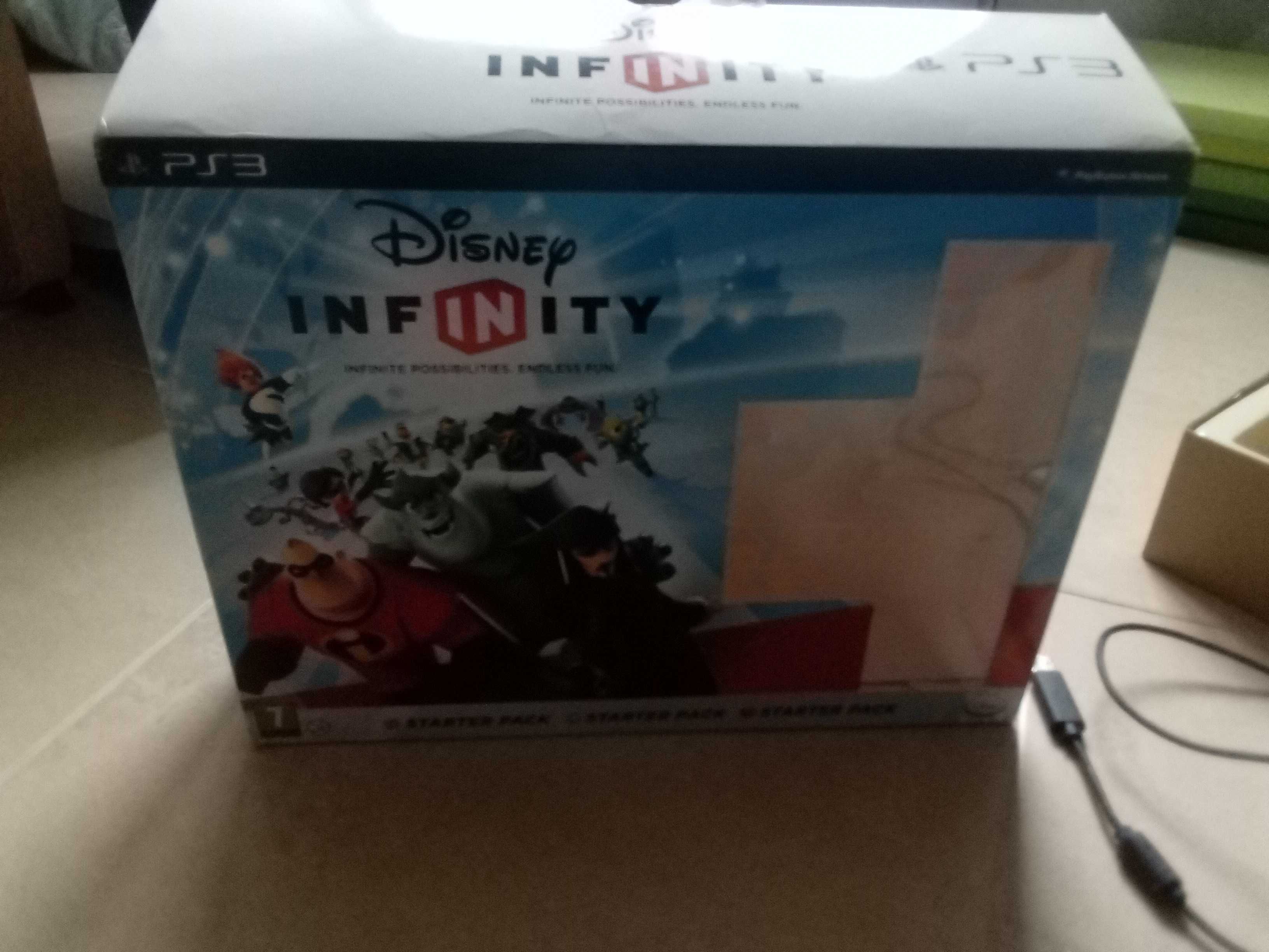 Jogo PS3 Disney Infinity com bonecos