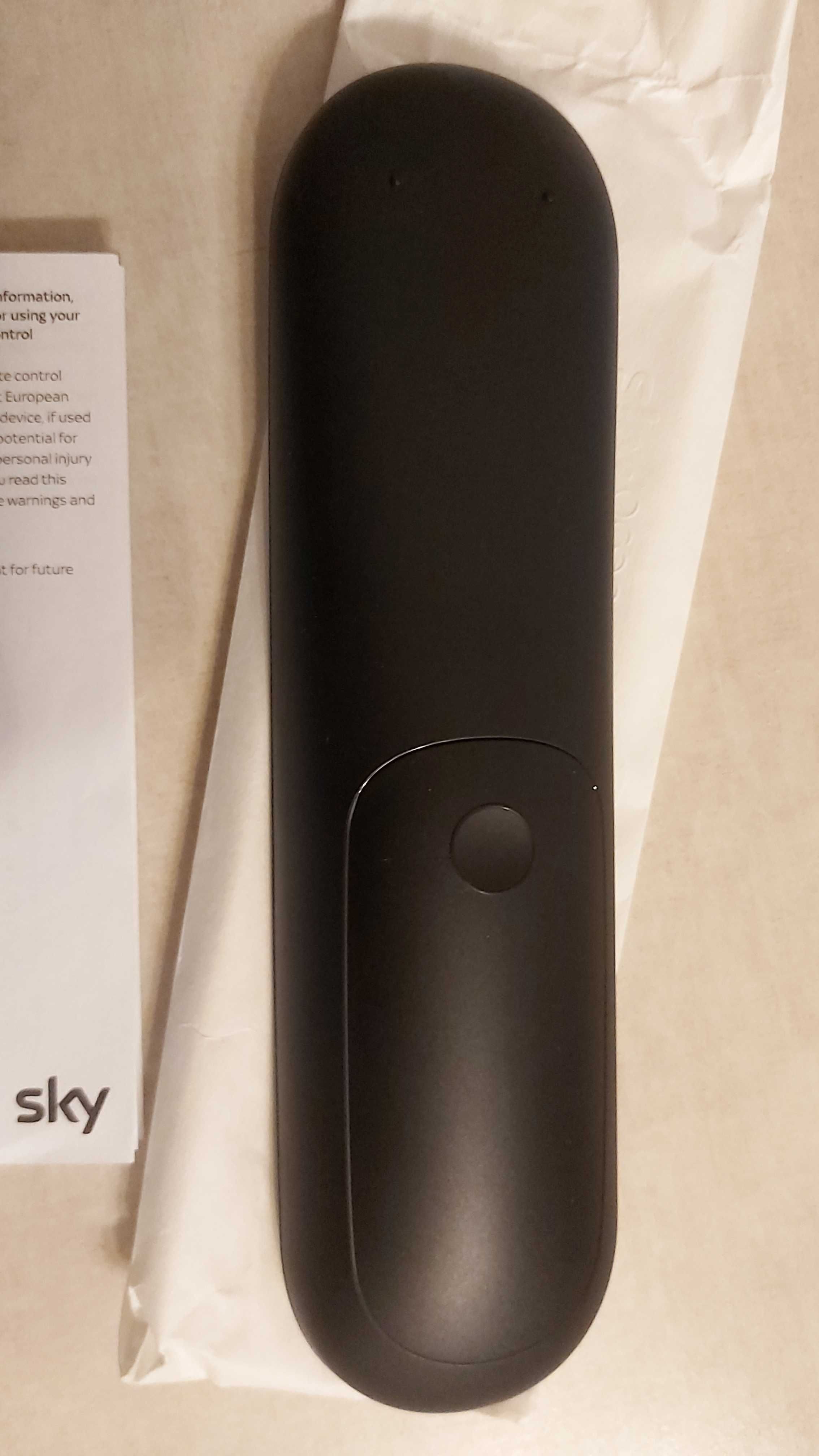Sky Q Oryginalny pilot, wyszukiwanie głosem