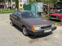 Audi 100 C3 1982 2.2 бензин 5 циліндрів на ходу