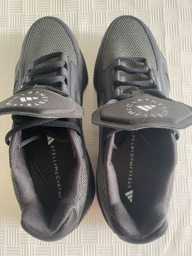 Кросівки чорні від ADIDAS STELLA McCARTNEY, розмір 6,5