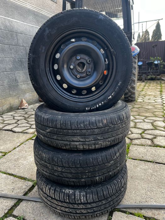 Продам резину з дисками R15 5/112у зборі BELSHINA 195/65 R15  (літо)