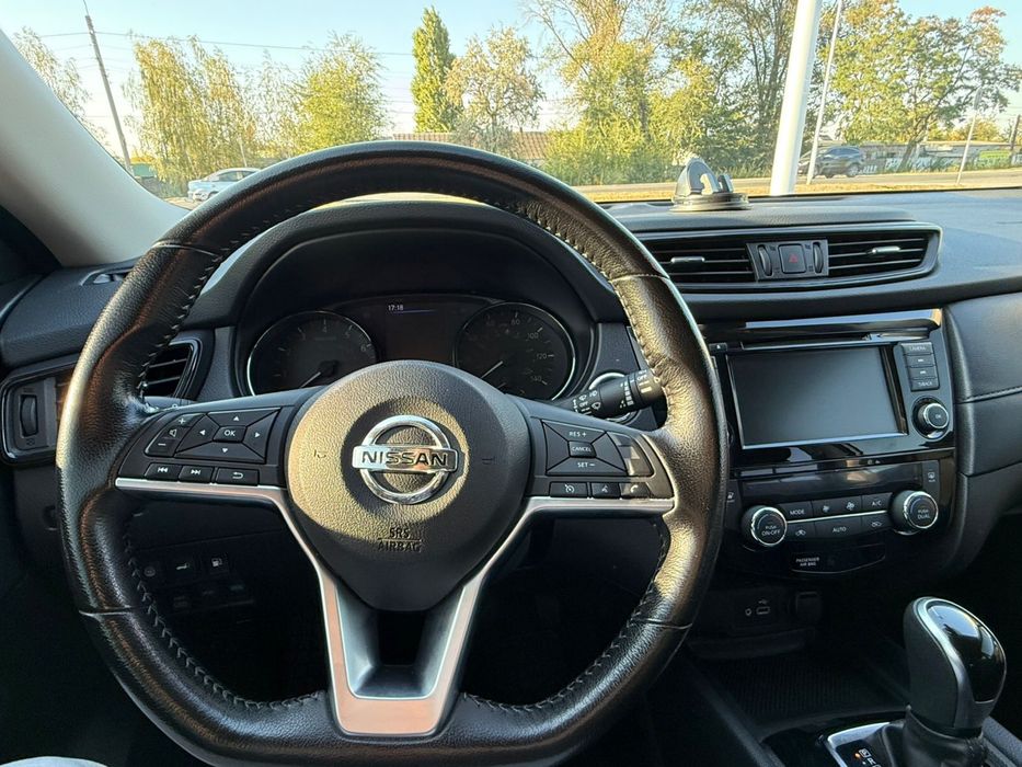 Nissan Rogue2020