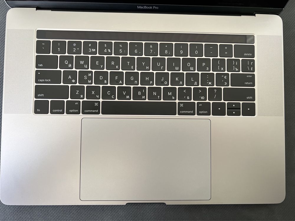 MacBook Pro 15 1TB 16GB