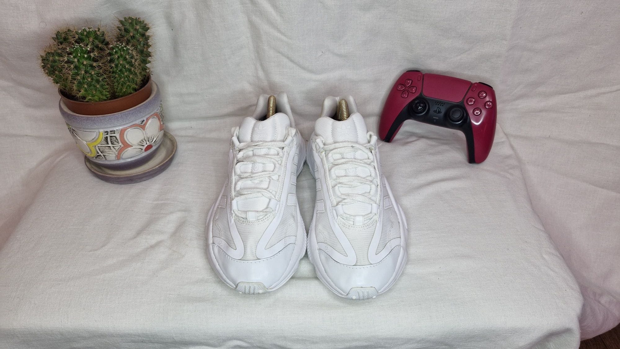 Кросівки Adidas Ozweego.Розмір 39