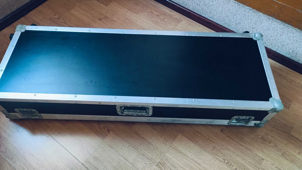 Korg M3 expanded z modułem Radias plus klawiatura plus hard case.