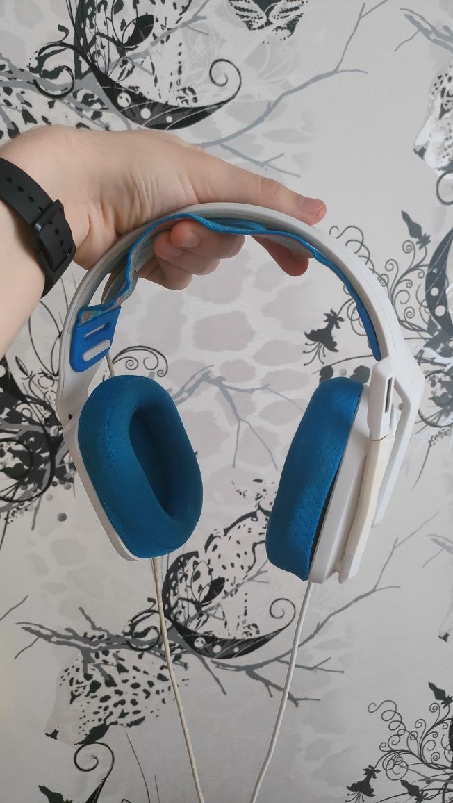 Гарнітура Logitech g335