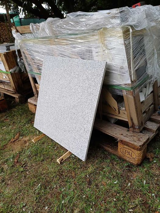 Płyty granitowe różne - schody granitowe