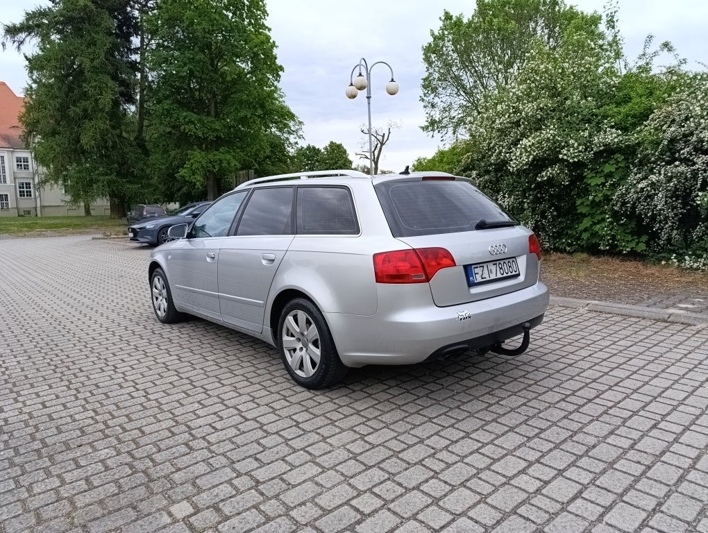 Audi A4 2.0 DIESEL Automat Bi-Xenon Navi Klima ŁADNA